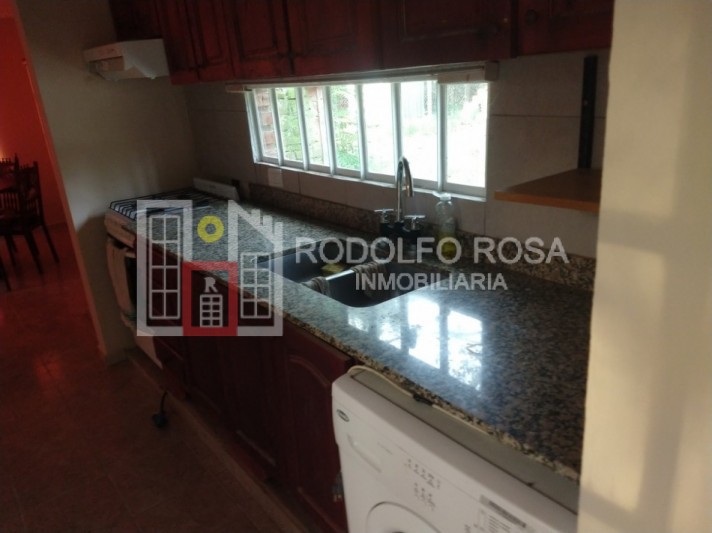 Casaquinta a la venta con 1670 m2 de terreno en esquina de Cayupan y Azurduy, Santa Rosa,, La Pampa
