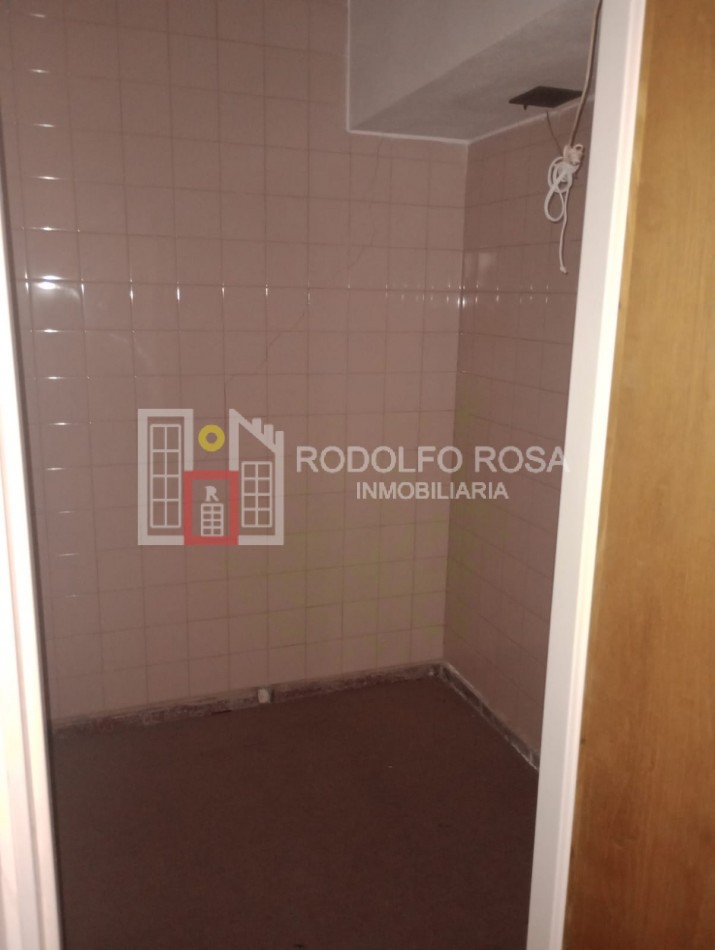 IMPONENTE INMUEBLE UBICADO EN VILLA ELVINA, SANTA ROSA, LA PAMPA