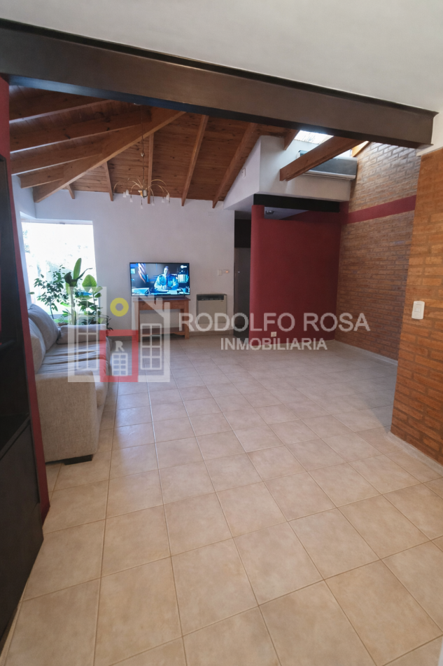 Hermosa Casaquinta en Barrio Lowo Che, Toay, La Pampa