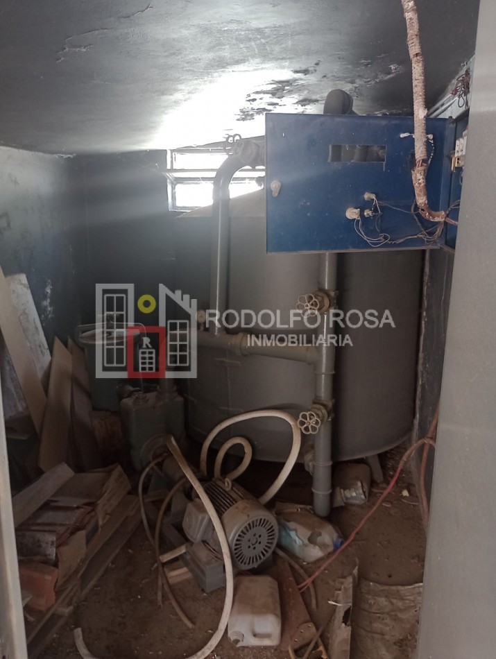 IMPONENTE INMUEBLE UBICADO EN VILLA ELVINA, SANTA ROSA, LA PAMPA